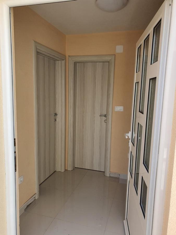 Apartman Tolosi 波德戈里察 外观 照片